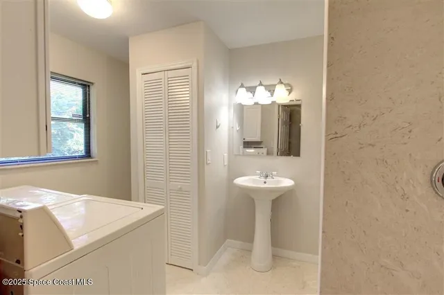 $2,900 | 331 Carmine Drive, Cocoa Beach, FL 32931