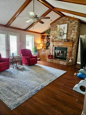 $315,000 | 1117 East Navasota Street, Groesbeck, TX 76642