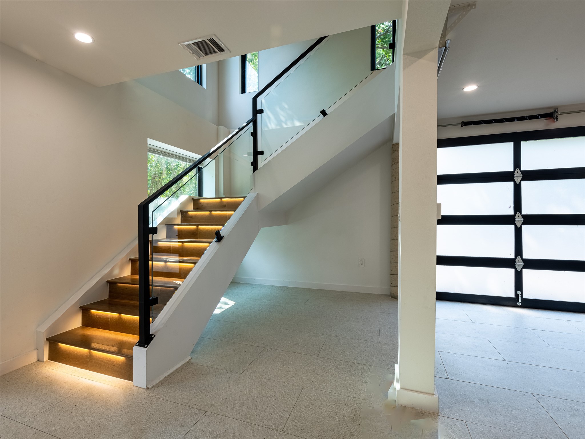 3405 Fruth Street Austin, TX 78705 - Photo 9 of 19
