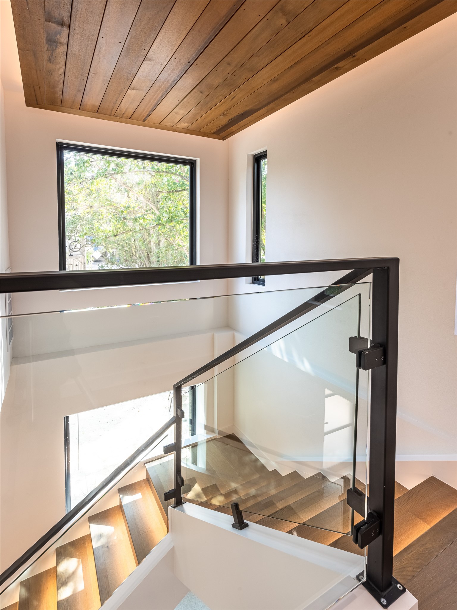 3405 Fruth Street Austin, TX 78705 - Photo 10 of 19