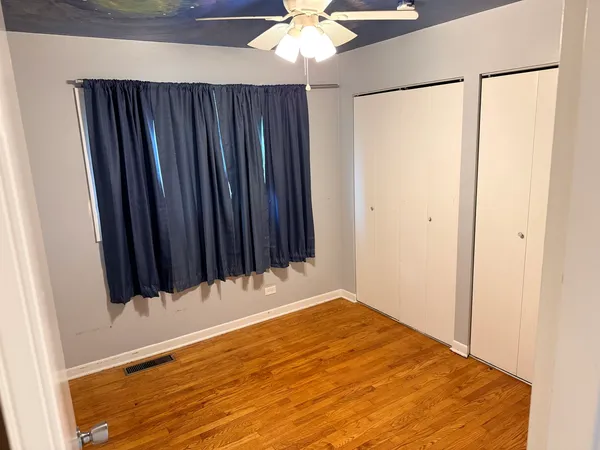 $2,050 | 202 Kentucky Street, Park Forest, IL 60466