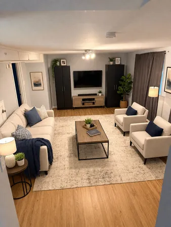 $2,050 | 202 Kentucky Street, Park Forest, IL 60466