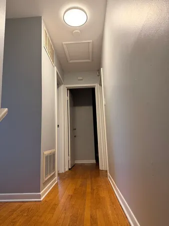 $2,050 | 202 Kentucky Street, Park Forest, IL 60466