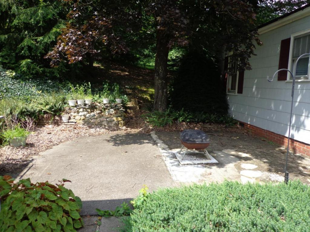 172 Marion Branch Road Elizabethton, TN 37643 - Photo 6 of 15 Photo 6