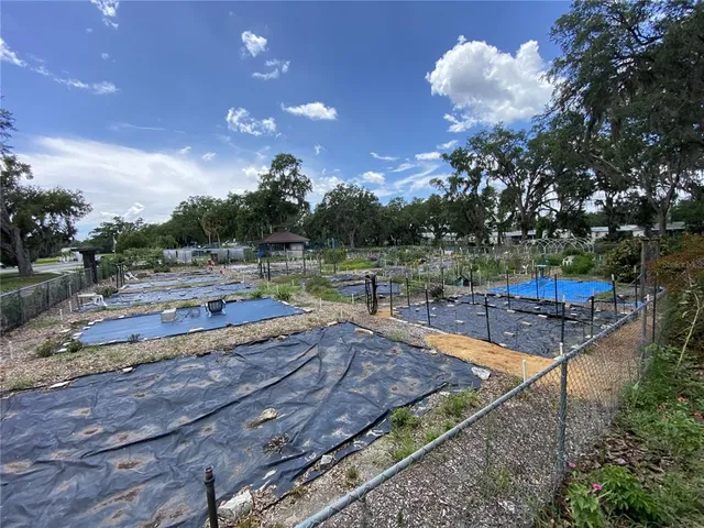 $169,900 | 164 Royal Palm Drive, Leesburg, FL 34748