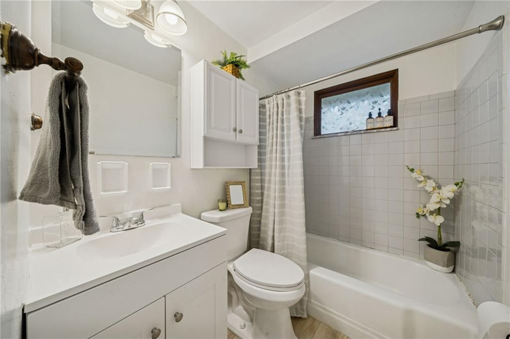 116 Grange Road Greensburg, PA 15601 - Photo 14 of 29 a bathroom with a sink toilet and shower