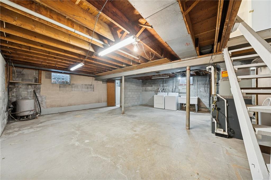 116 Grange Road Greensburg, PA 15601 - Photo 20 of 29 a view of a garage