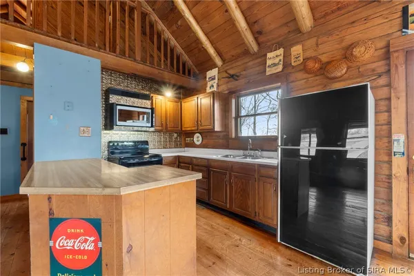 $379,900 | 5819 Blunk Knob Road, Elizabeth, IN 47117