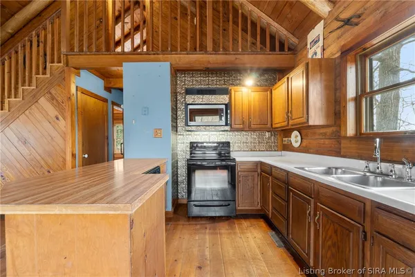 $379,900 | 5819 Blunk Knob Road, Elizabeth, IN 47117