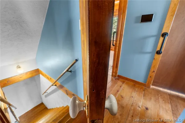 $379,900 | 5819 Blunk Knob Road, Elizabeth, IN 47117