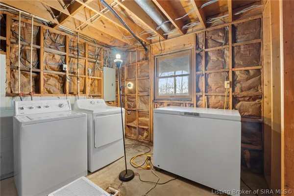 $379,900 | 5819 Blunk Knob Road, Elizabeth, IN 47117