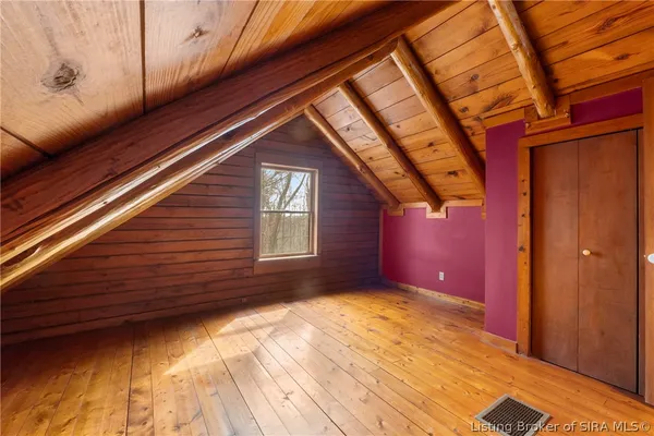 $379,900 | 5819 Blunk Knob Road, Elizabeth, IN 47117