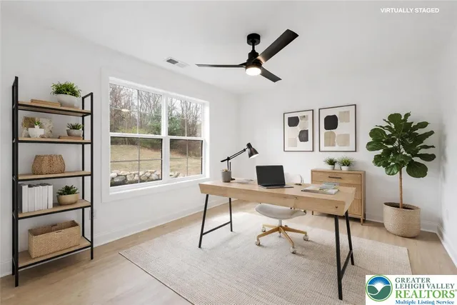 $899,900 | 901 Renaldi Road, Wind Gap, PA 18091