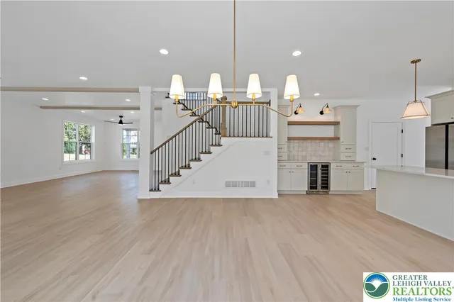 $899,900 | 901 Renaldi Road, Wind Gap, PA 18091