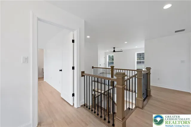 $899,900 | 901 Renaldi Road, Wind Gap, PA 18091