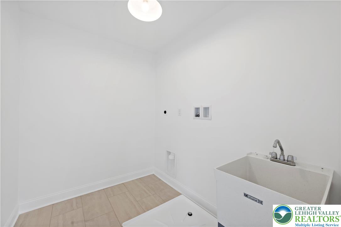 901 Renaldi Road Wind Gap, PA 18091 - Photo 57 of 87