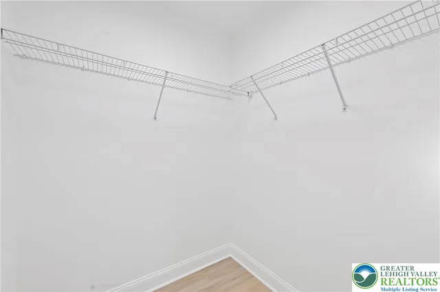 $899,900 | 901 Renaldi Road, Wind Gap, PA 18091