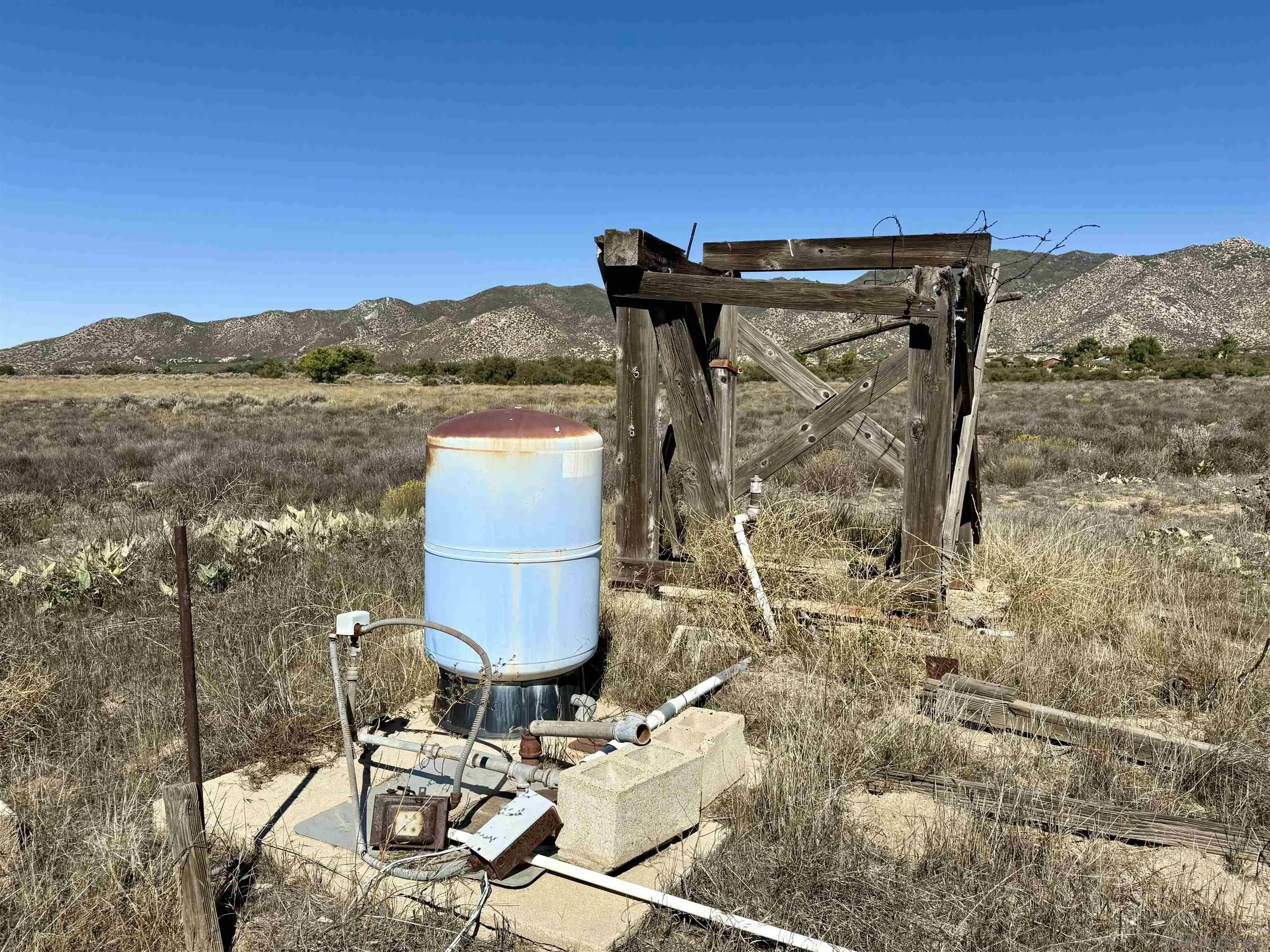 Lease Road, Unit 9 Ranchita, CA 92066 - Photo 11 of 18 Gallery Image 11