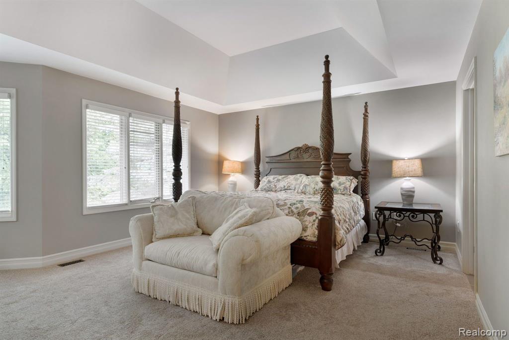 1870 Blue Grass Drive Rochester Hills, MI 48306 - Photo 22 of 58