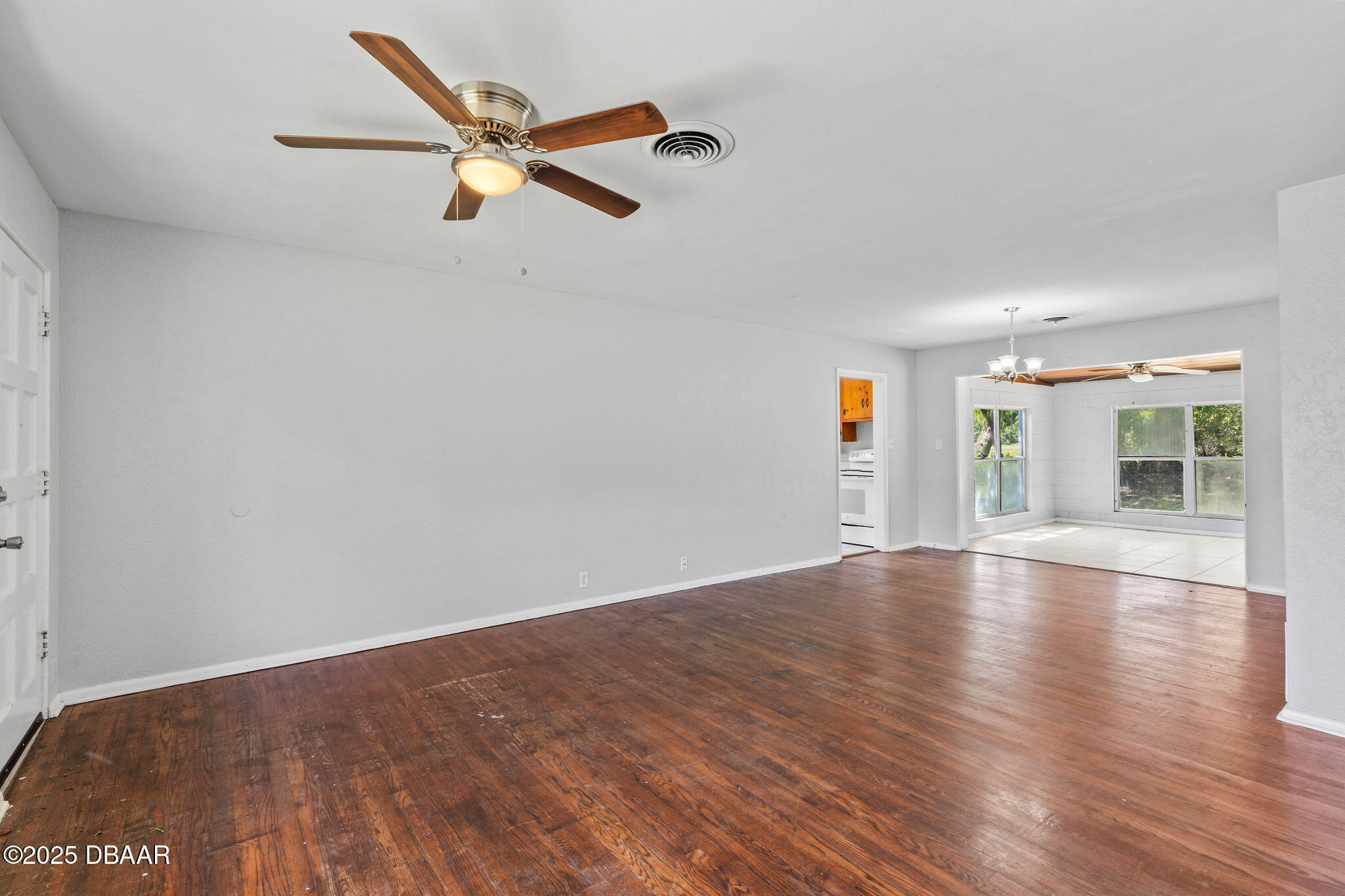 116 Temple Street DeLand, FL 32720 - Photo 5 of 27 KBRE6528