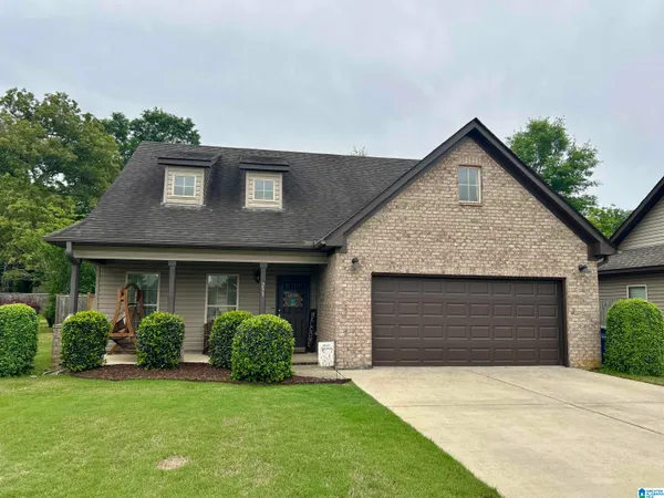 $355,000 | 233 Falling Waters Way, Alabaster, AL 35114