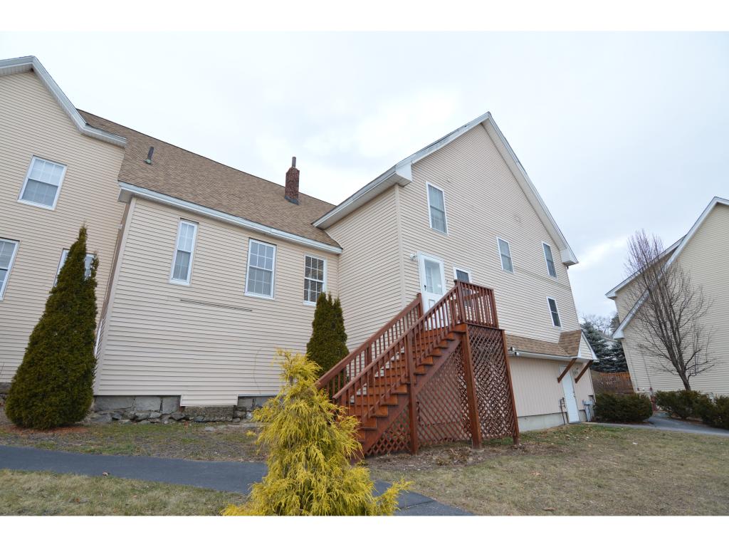 721 Mammoth Road, Unit 4 Manchester, NH 03104 - Photo 1 of 29