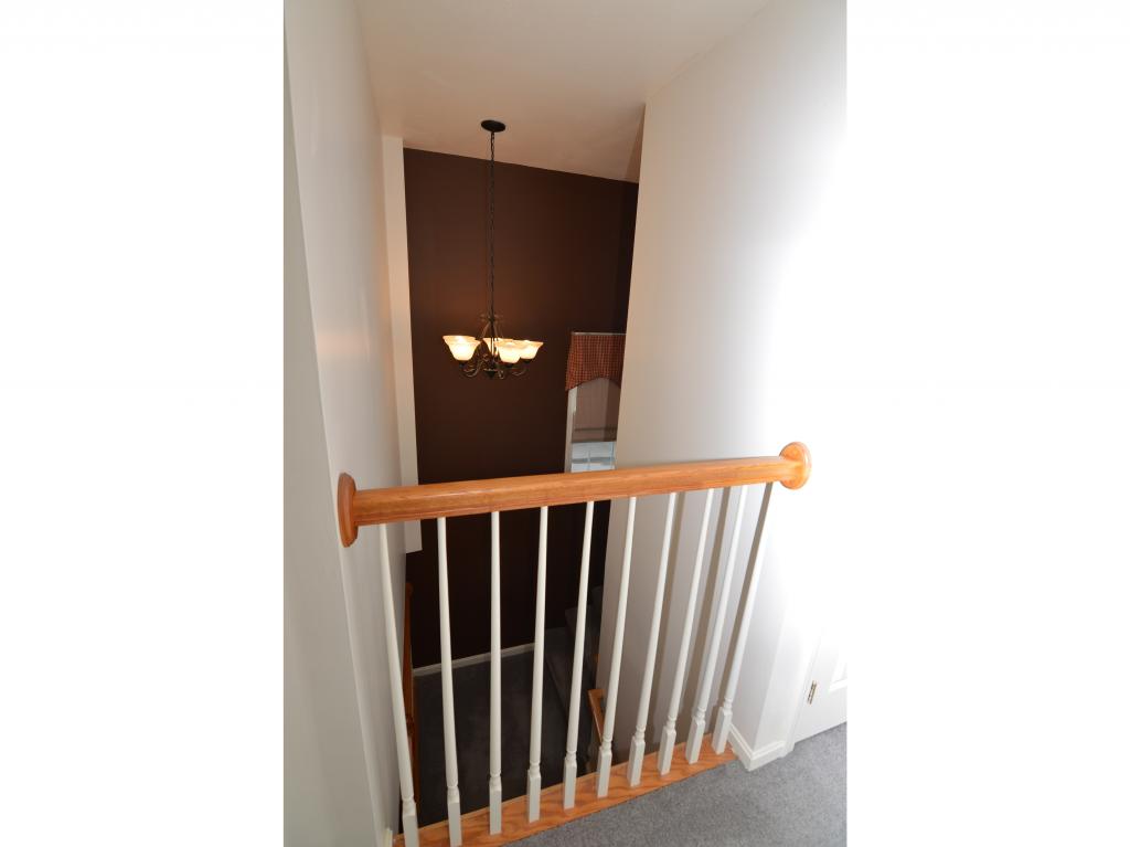 721 Mammoth Road, Unit 4 Manchester, NH 03104 - Photo 11 of 29