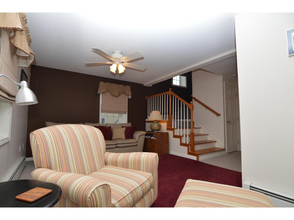 721 Mammoth Road, Unit 4 Manchester, NH 03104 - Photo 14 of 29