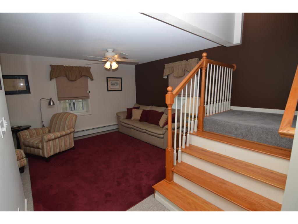 721 Mammoth Road, Unit 4 Manchester, NH 03104 - Photo 16 of 29