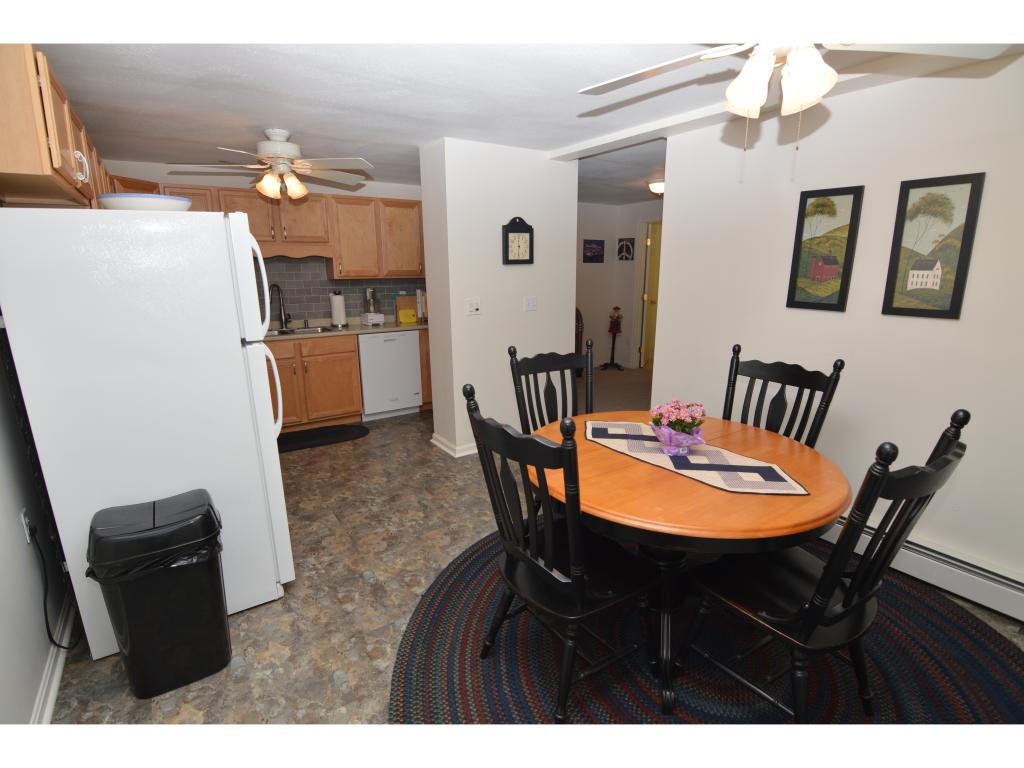 721 Mammoth Road, Unit 4 Manchester, NH 03104 - Photo 3 of 29
