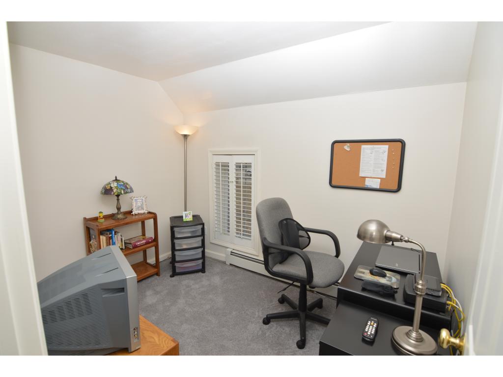 721 Mammoth Road, Unit 4 Manchester, NH 03104 - Photo 21 of 29