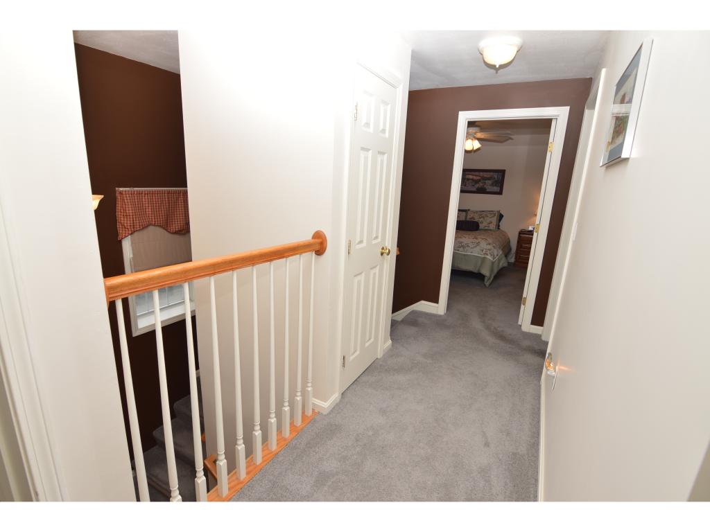 721 Mammoth Road, Unit 4 Manchester, NH 03104 - Photo 9 of 29