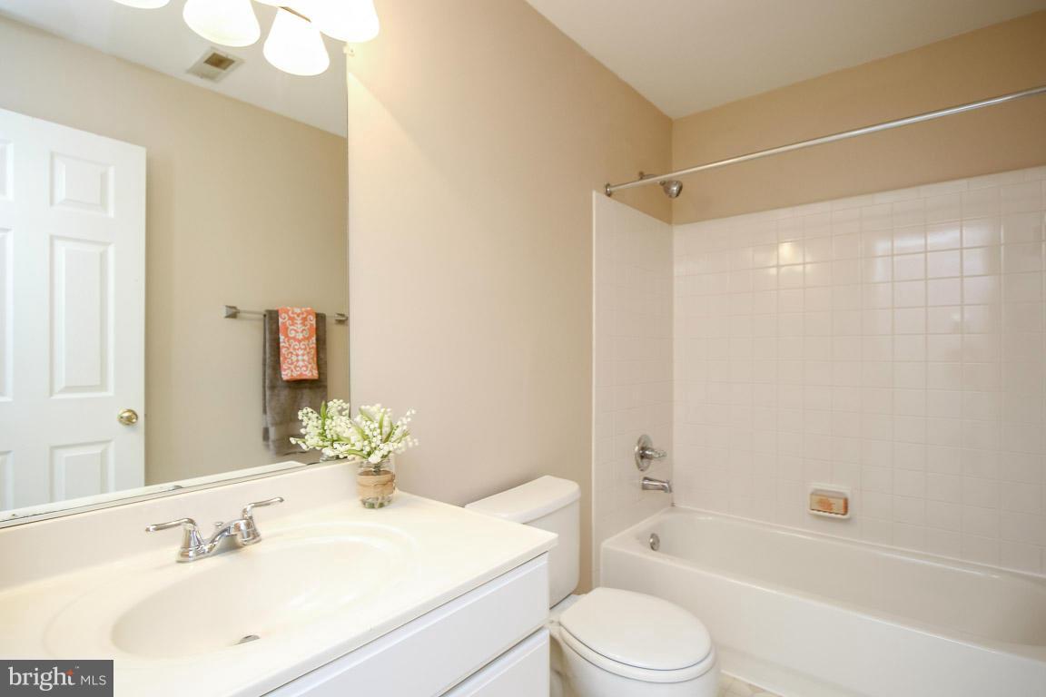 8726 Autumn Ridge Court Odenton, MD 21113 - Photo 21 of 28 Full bath on second story