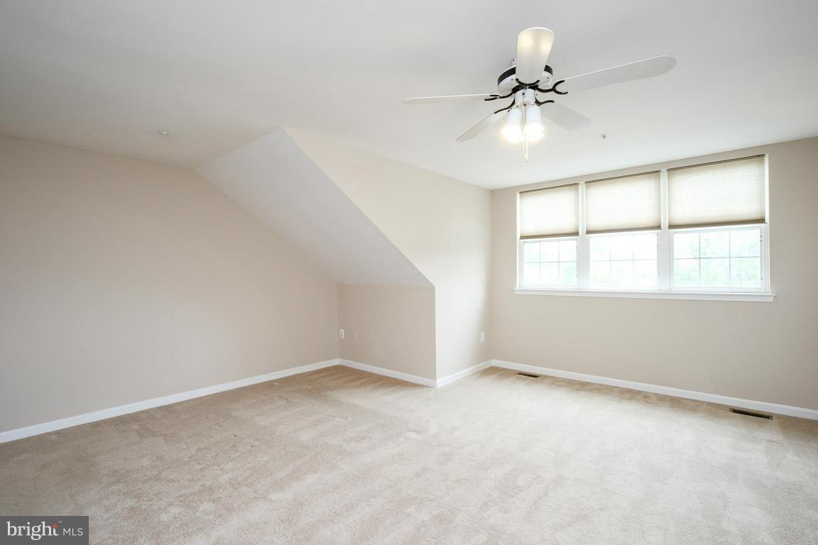 Bedroom (Master)