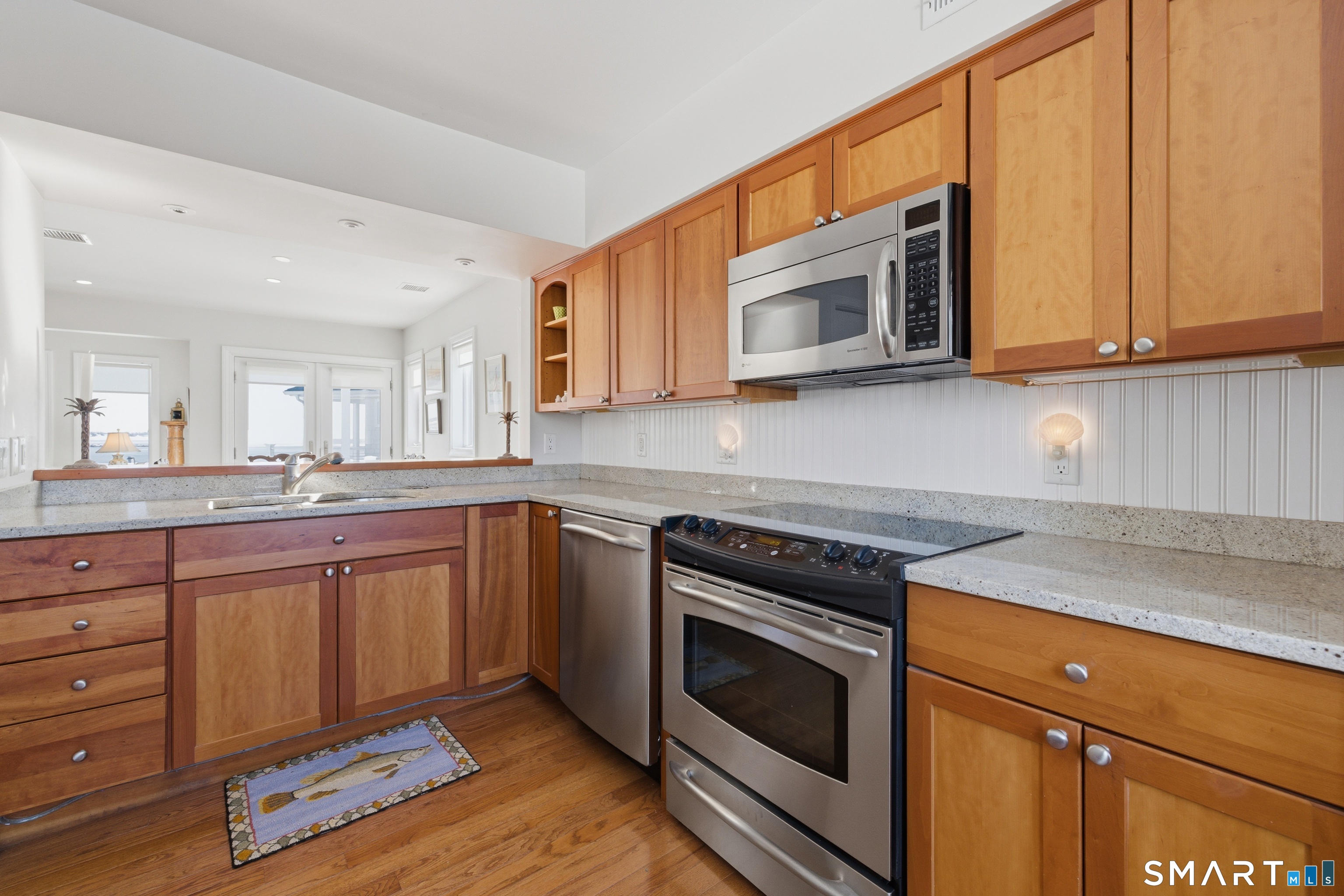 2 Miller Street Stonington, CT 06378 - Photo 11 of 40