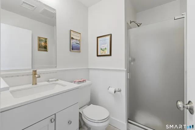 $4,900 | 2 Miller Street, Stonington, CT 06378