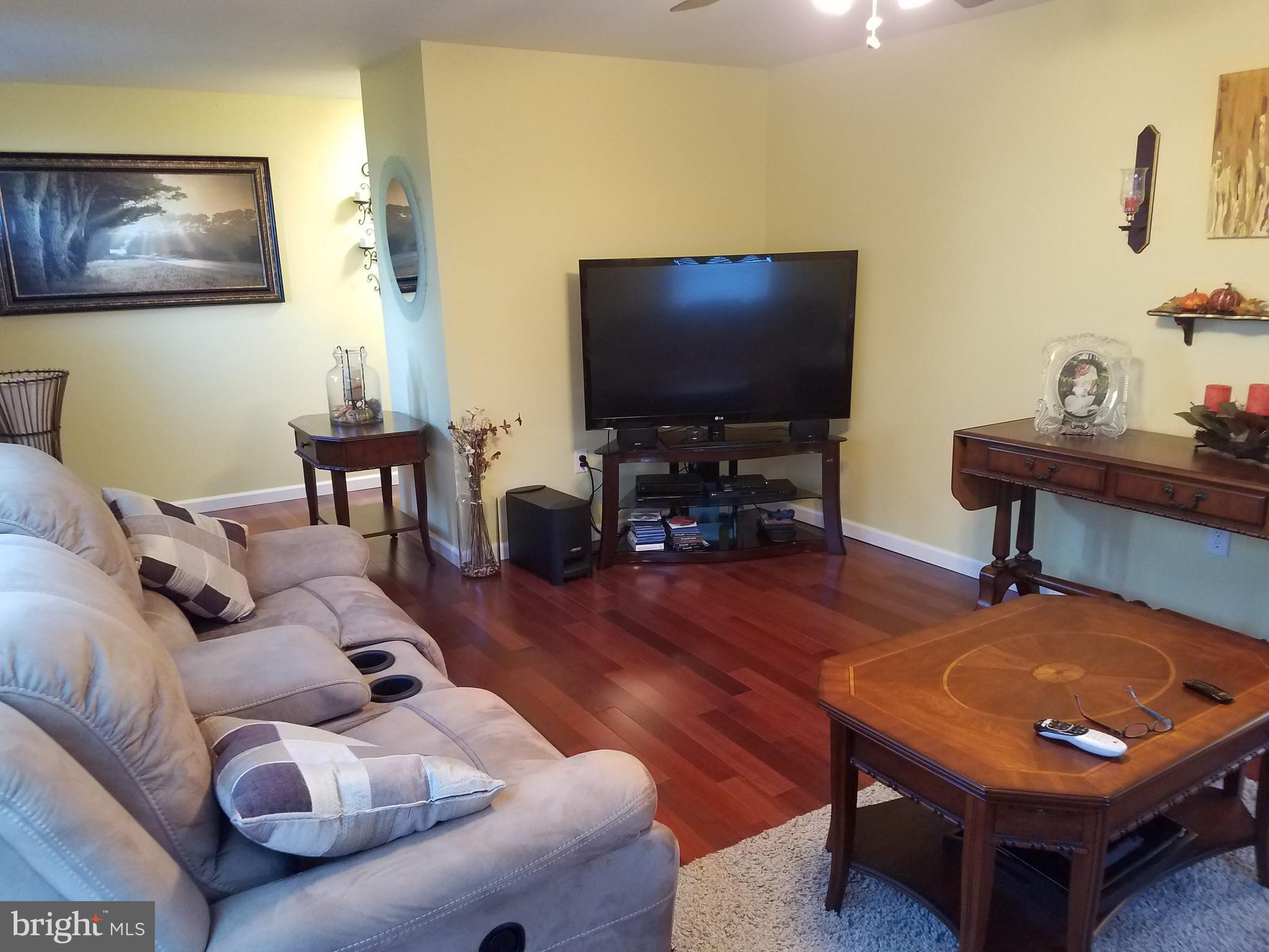 943 Co Rte 81/3 Inwood, WV 25428 - Photo 13 of 30 Living Room