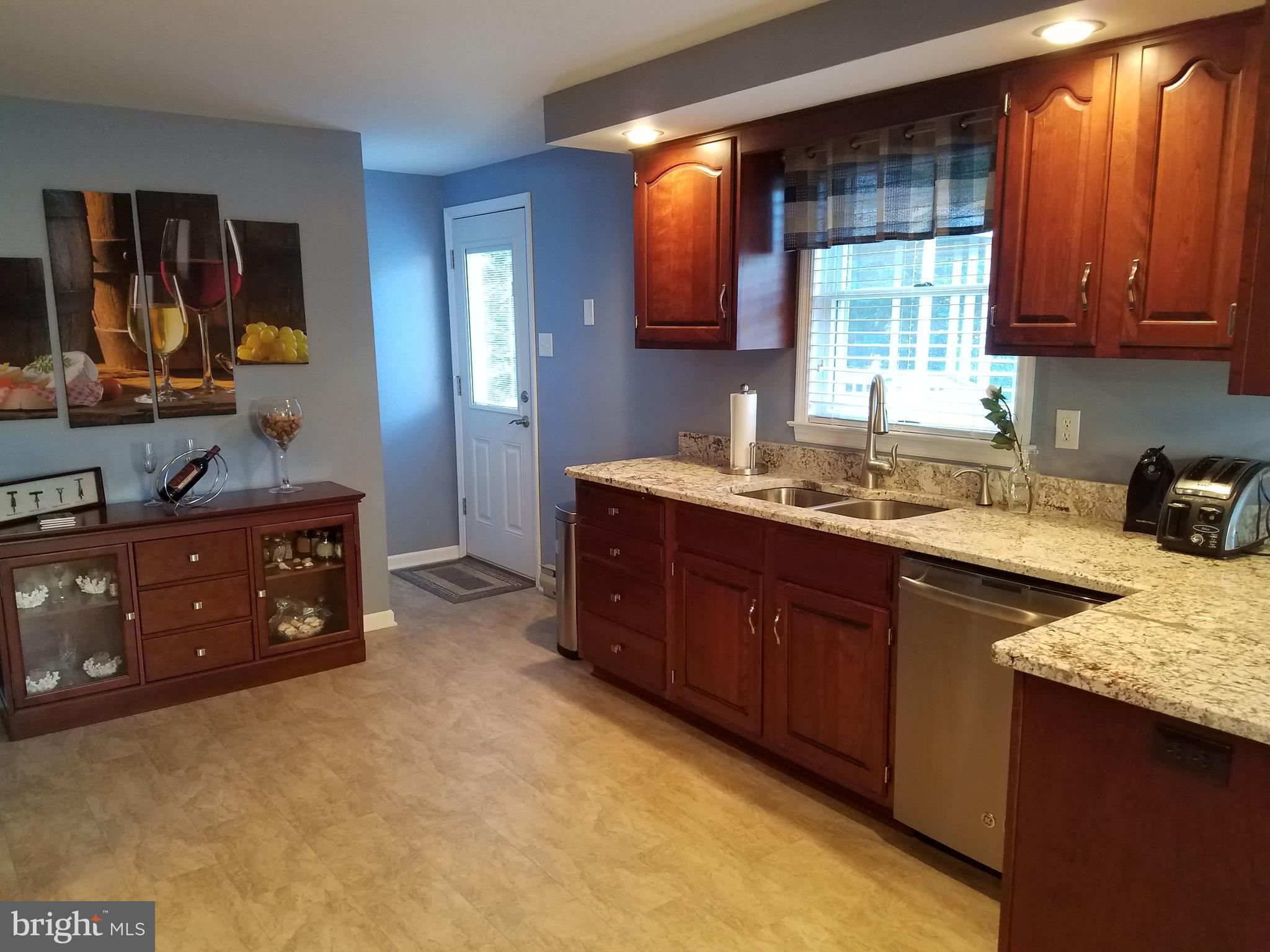943 Co Rte 81/3 Inwood, WV 25428 - Photo 17 of 30 Kitchen