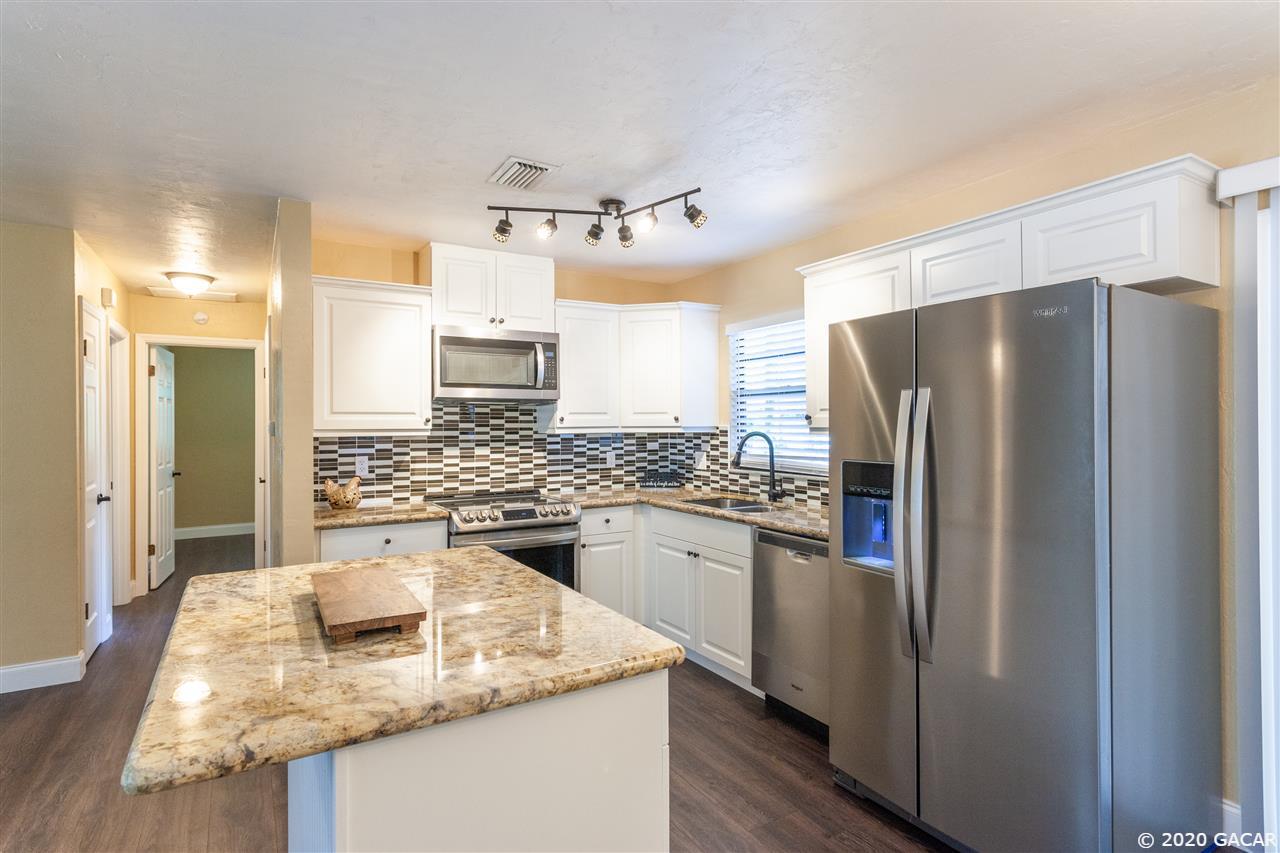 131 Southwest 77th Terrace Gainesville, FL 32607 - Photo 11 of 30 Gallery Image 11
