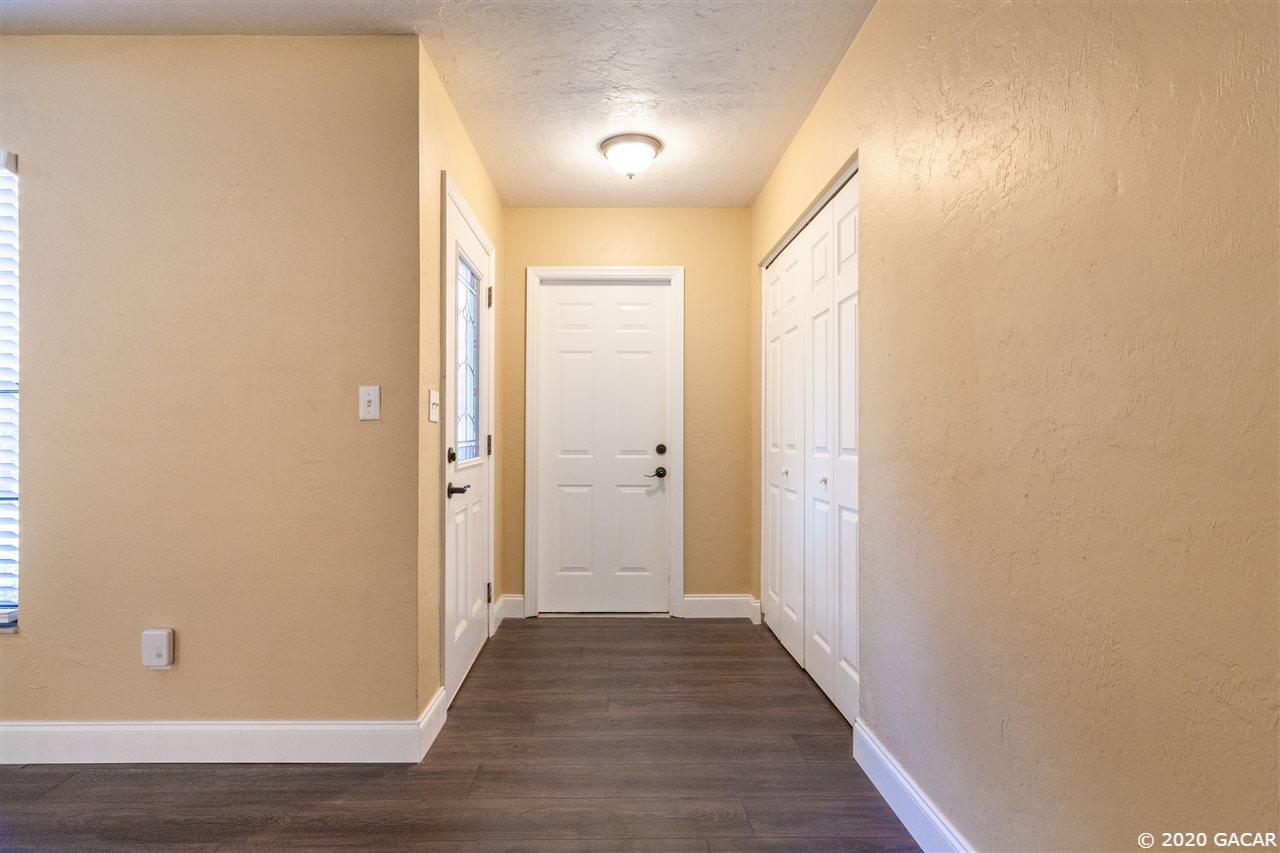 131 Southwest 77th Terrace Gainesville, FL 32607 - Photo 3 of 30 Gallery Image 3