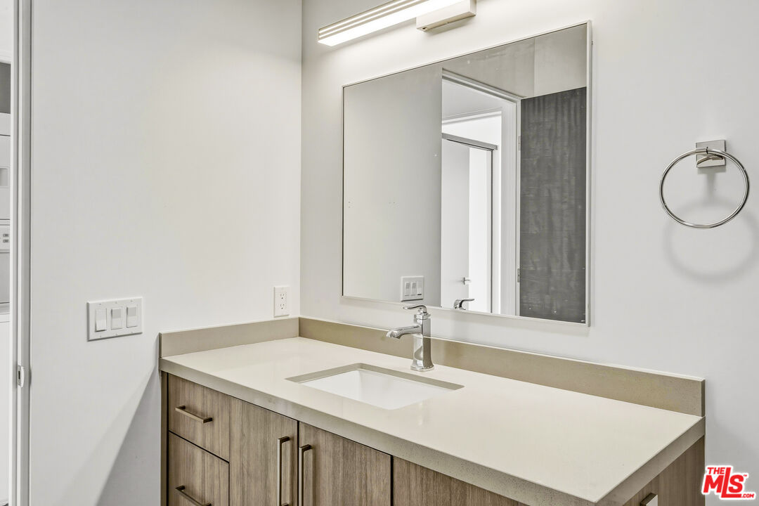 63551 Cobalt Road Joshua Tree, CA 92252 - Photo 38 of 47