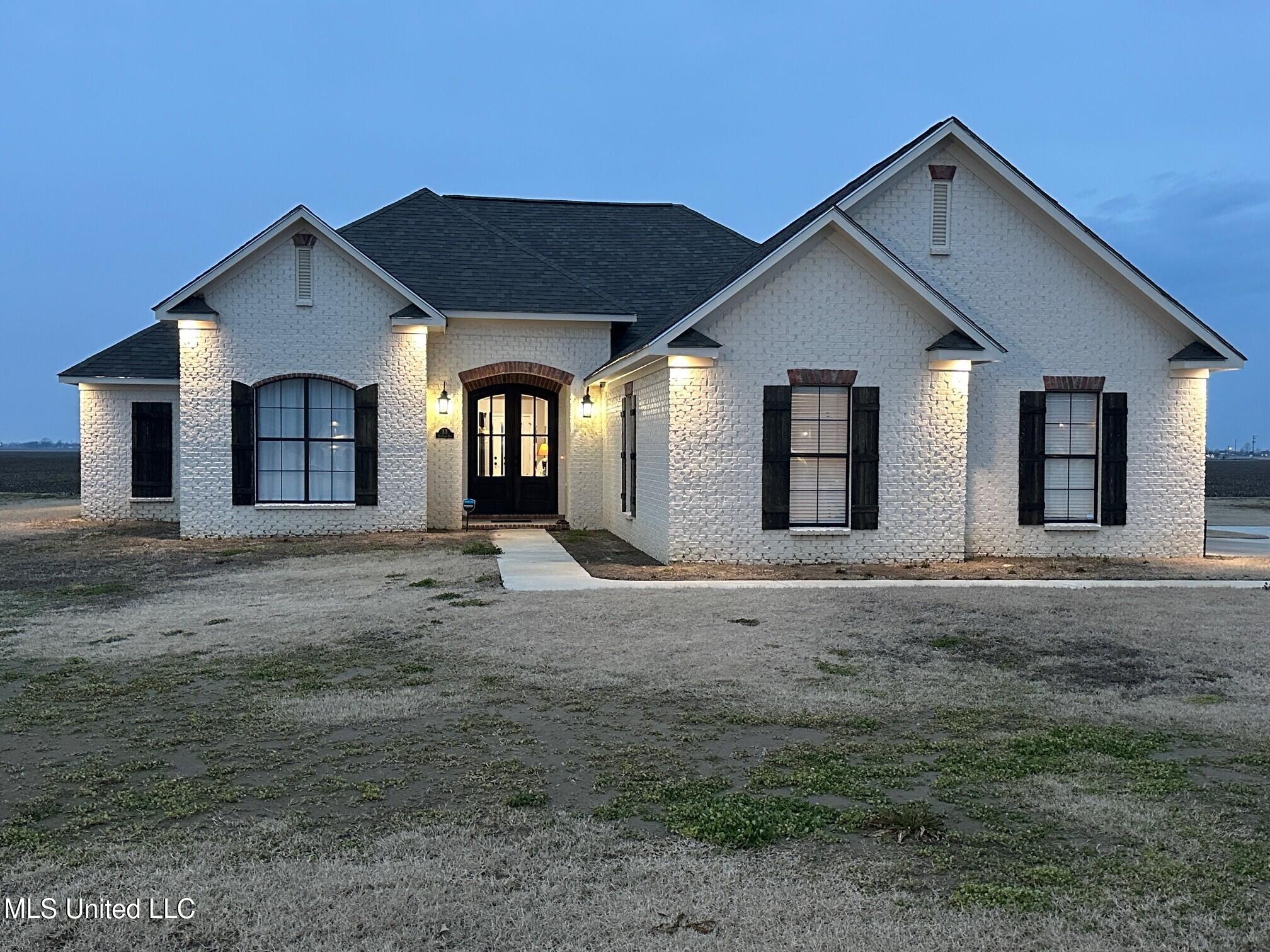 13 Redbud Road Boyle, MS 38730 - Photo 1 of 35 xt- front