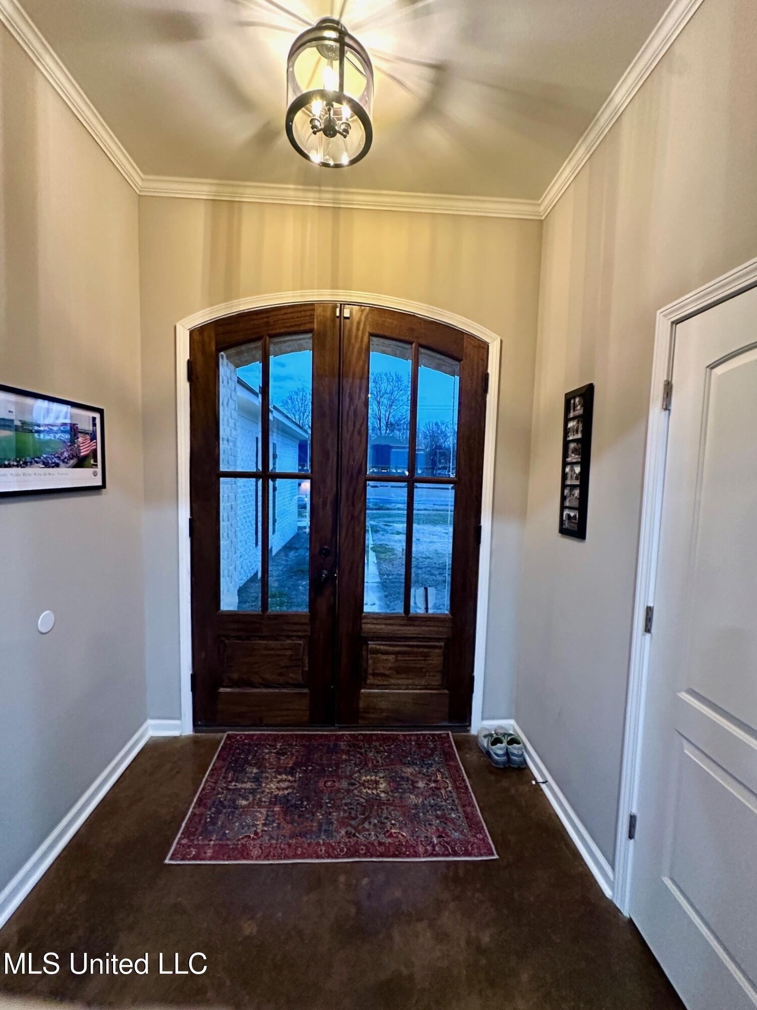 13 Redbud Road Boyle, MS 38730 - Photo 2 of 35 Foyer