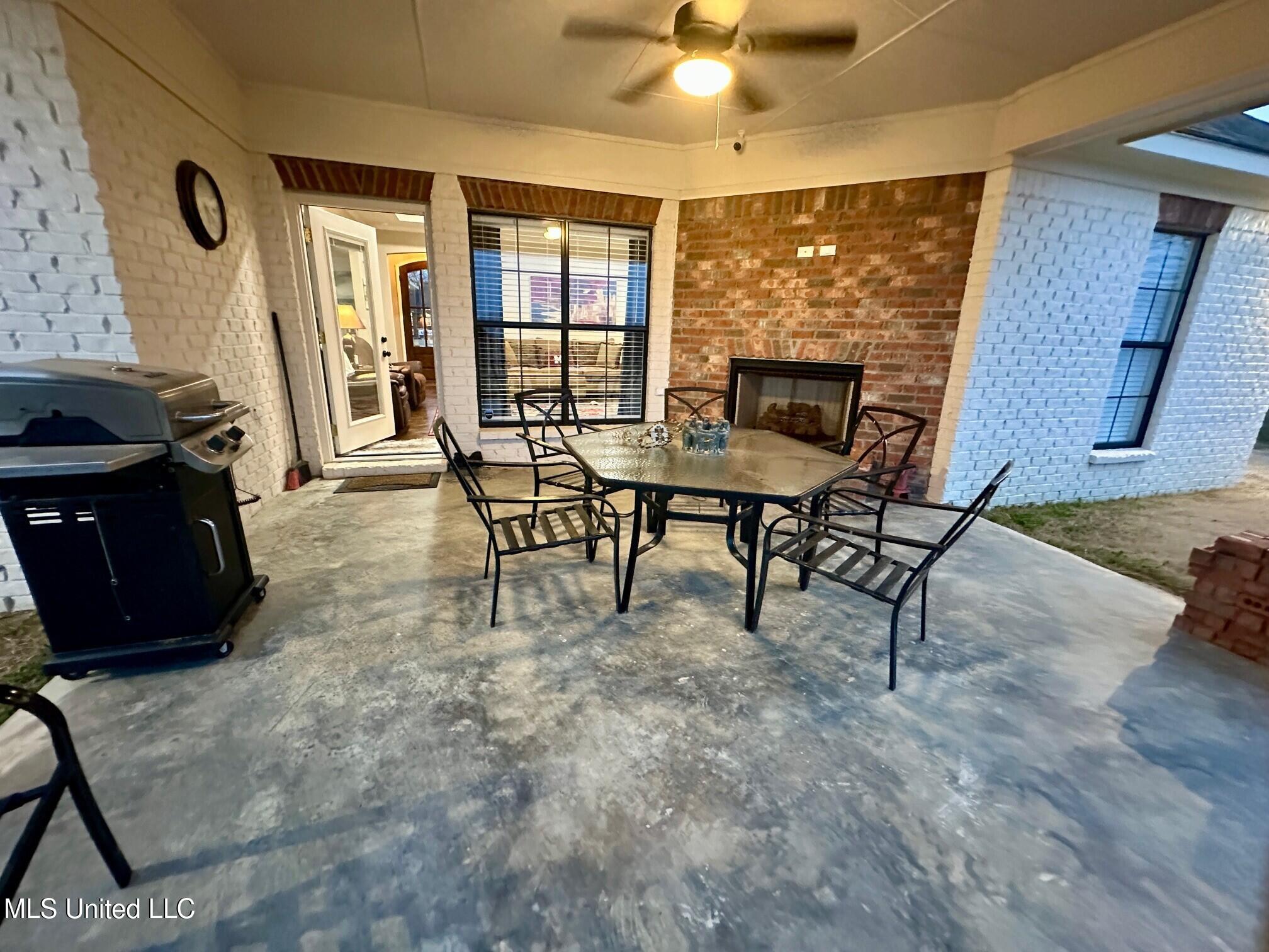 13 Redbud Road Boyle, MS 38730 - Photo 21 of 35 xt- porch