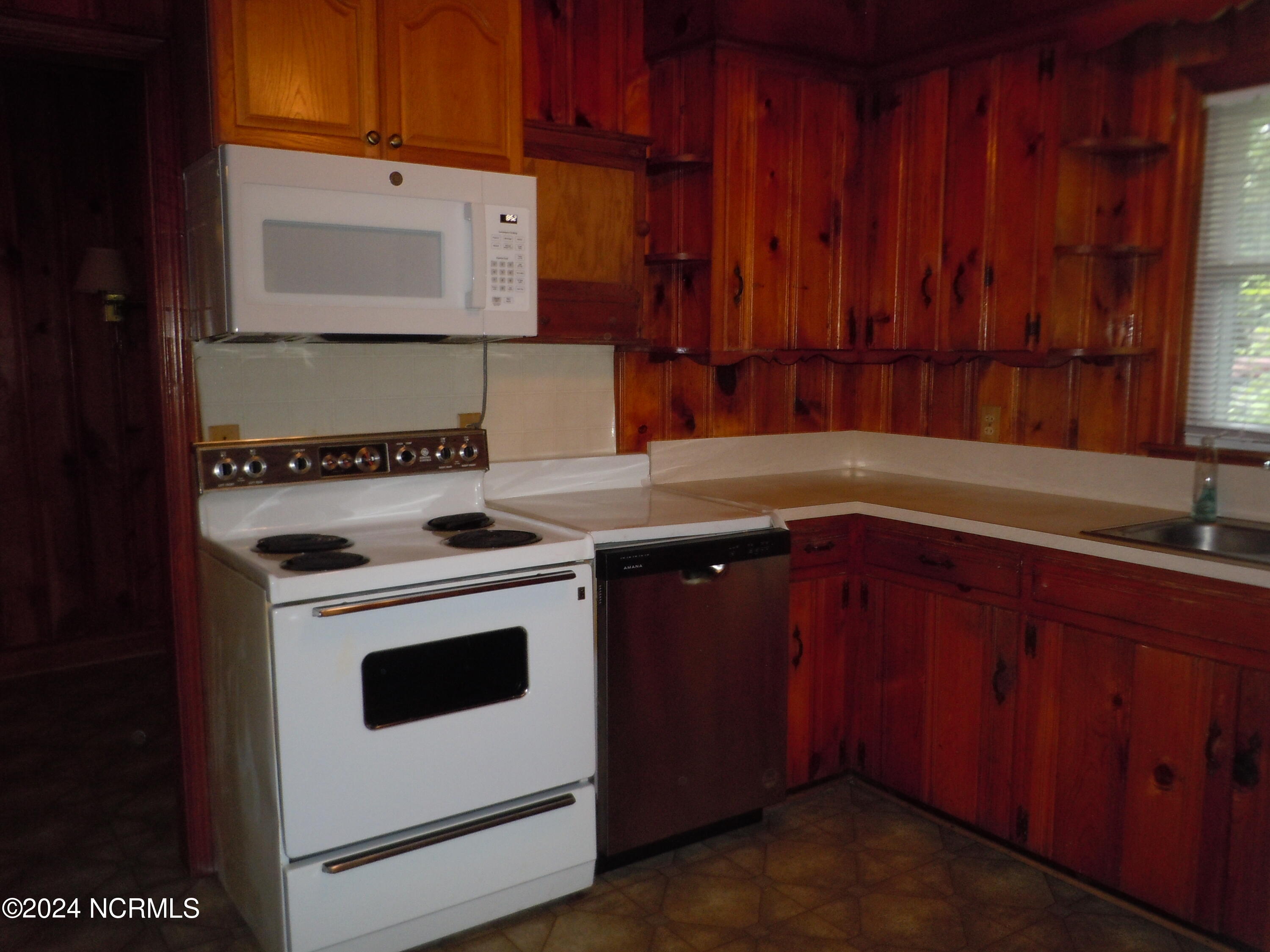 503 Pireway Road Tabor City, NC 28463 - Photo 11 of 47 DSCN8639