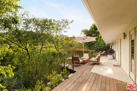 $3,489,000 | 8410 Edwin Drive, Los Angeles, CA 90046