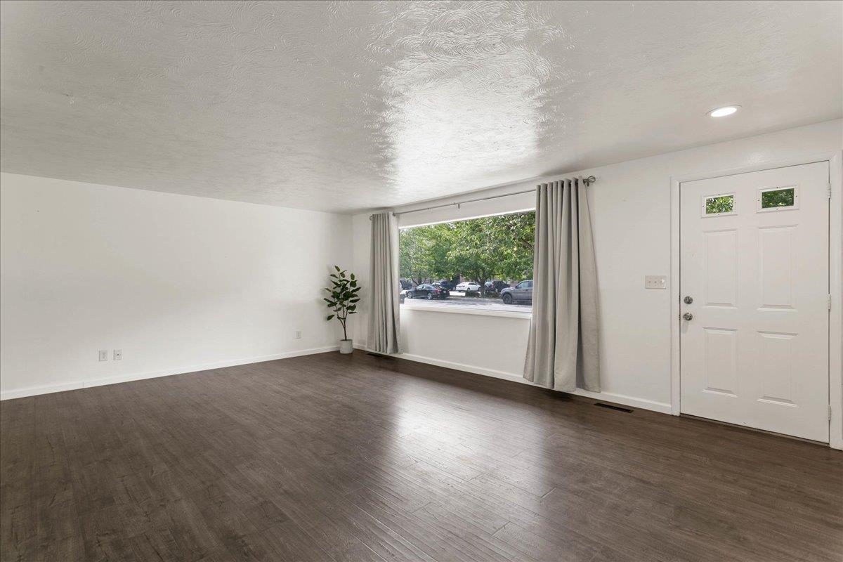 6820 North Cedar Road Spokane, WA 99208 - Photo 22 of 33 Gallery Image 22