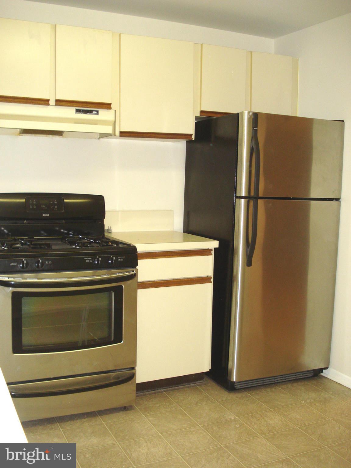 19030 Mills Choice Road, Unit 3 Montgomery Village, MD 20886 - Photo 7 of 14 Kitchen 2