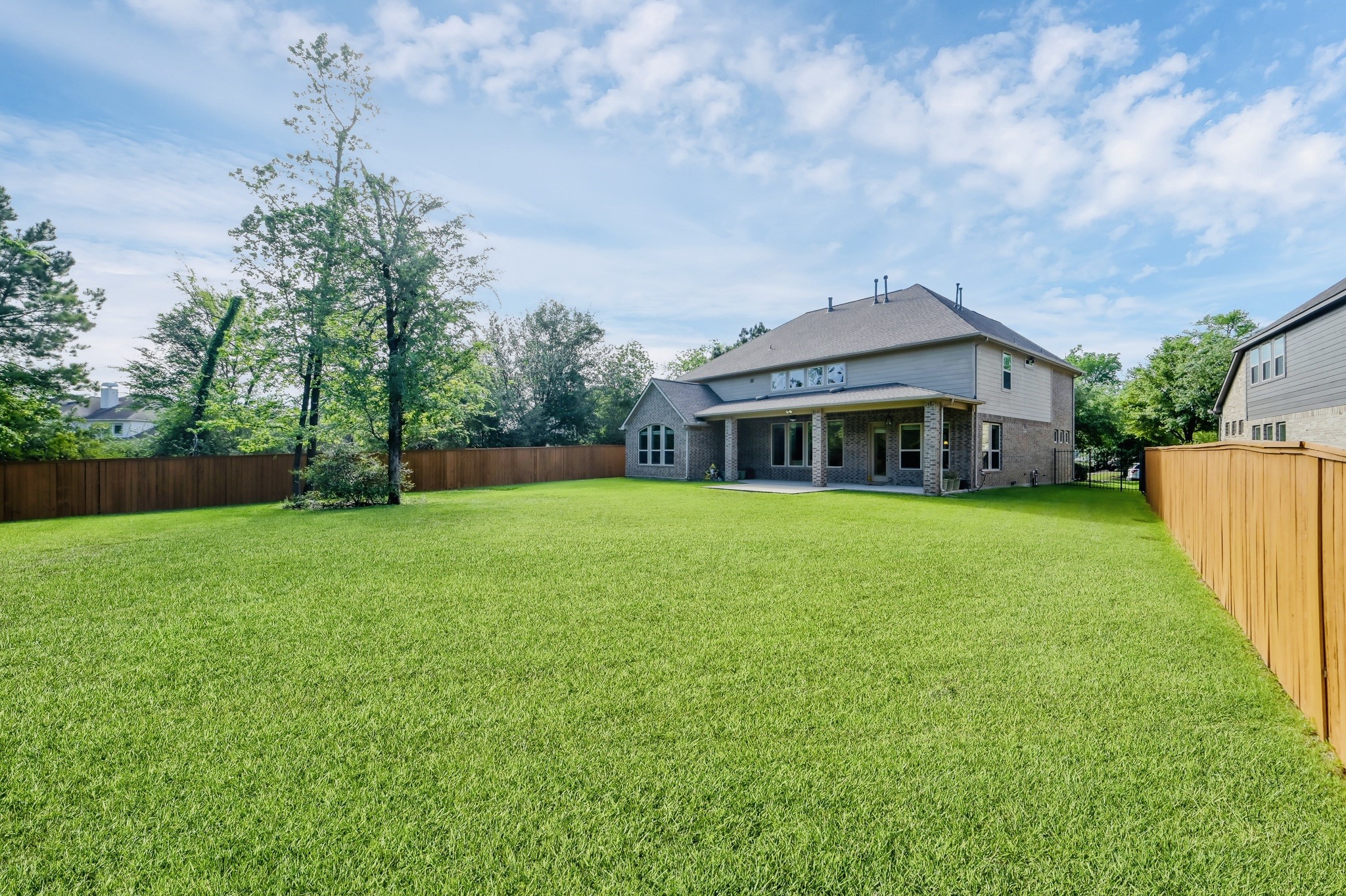 34 Langstone Place Spring, TX 77389 - Photo 28 of 35 Spacious backyard