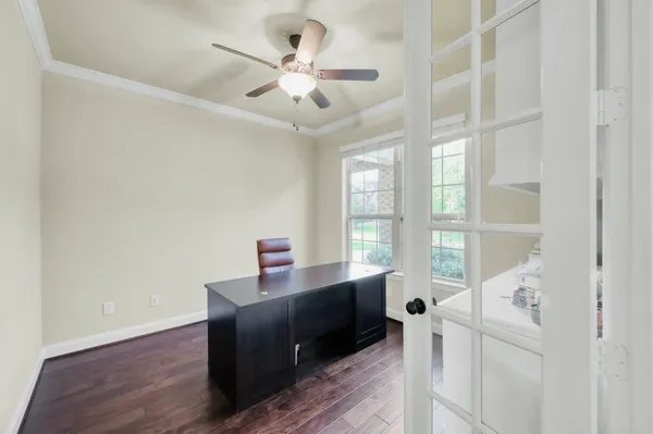 $5,200 | 34 Langstone Place, Spring, TX 77389